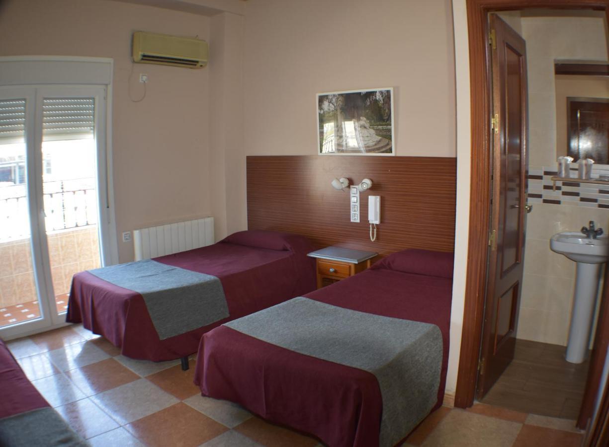 Hostal Alamare Sevilla Buitenkant foto